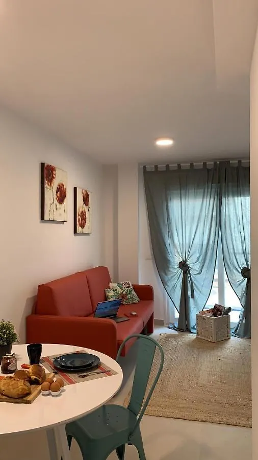 Bnbook Medea Apartments 2 Fuengirola Apart Otel