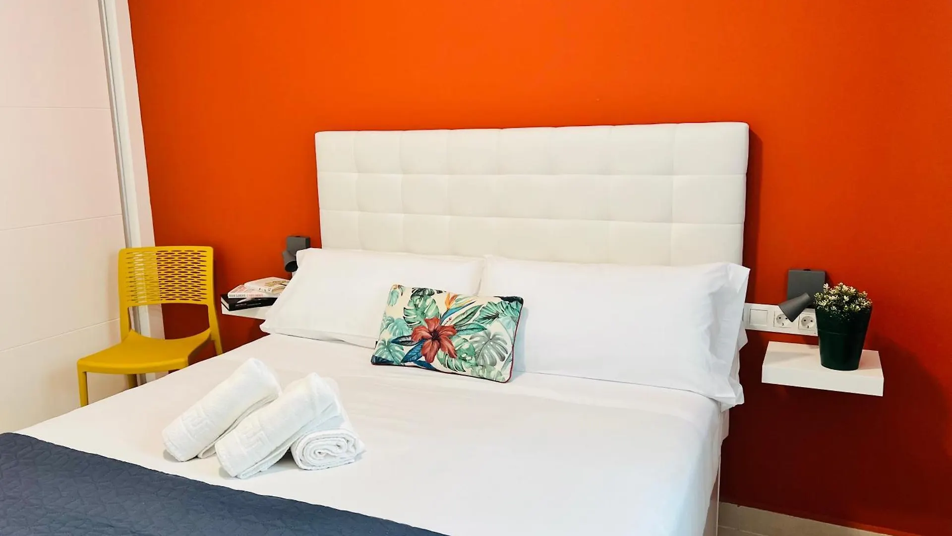 Bnbook Medea Apartments 2 Fuengirola